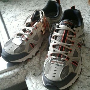 Sketchers NWT and box